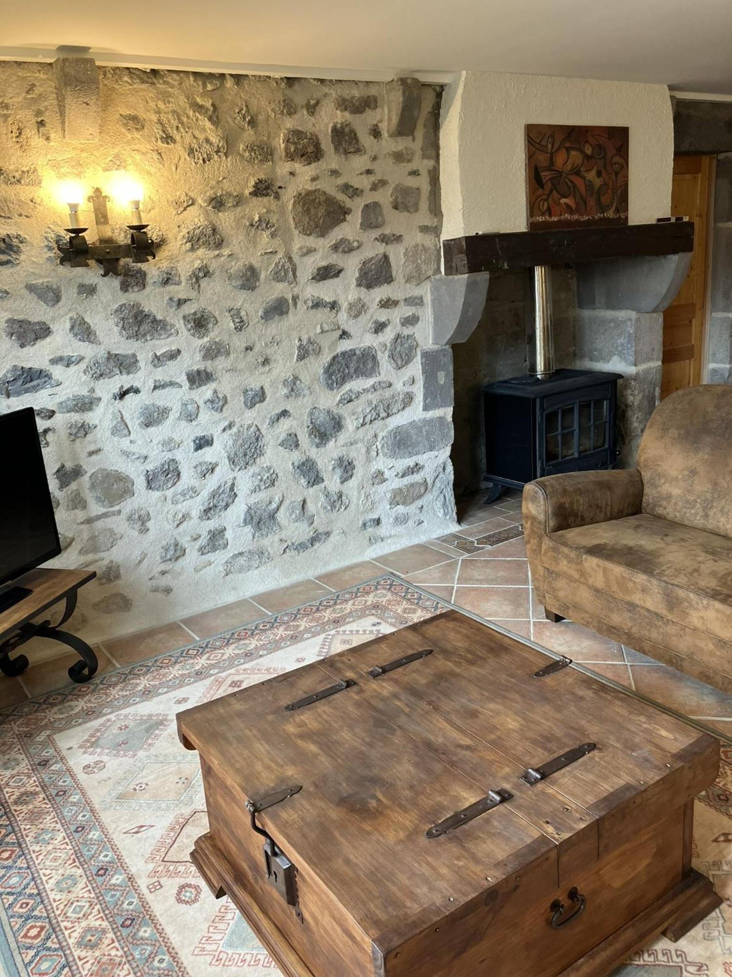 Maison De Varennes Chambon-sur-Lac Room photo